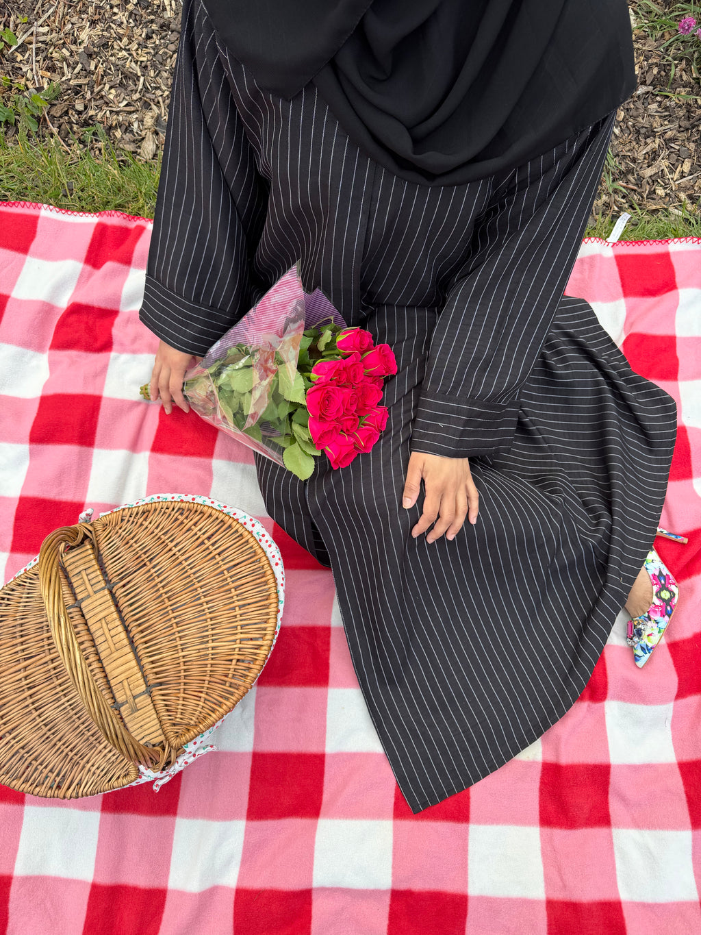 Dark Muse Abaya