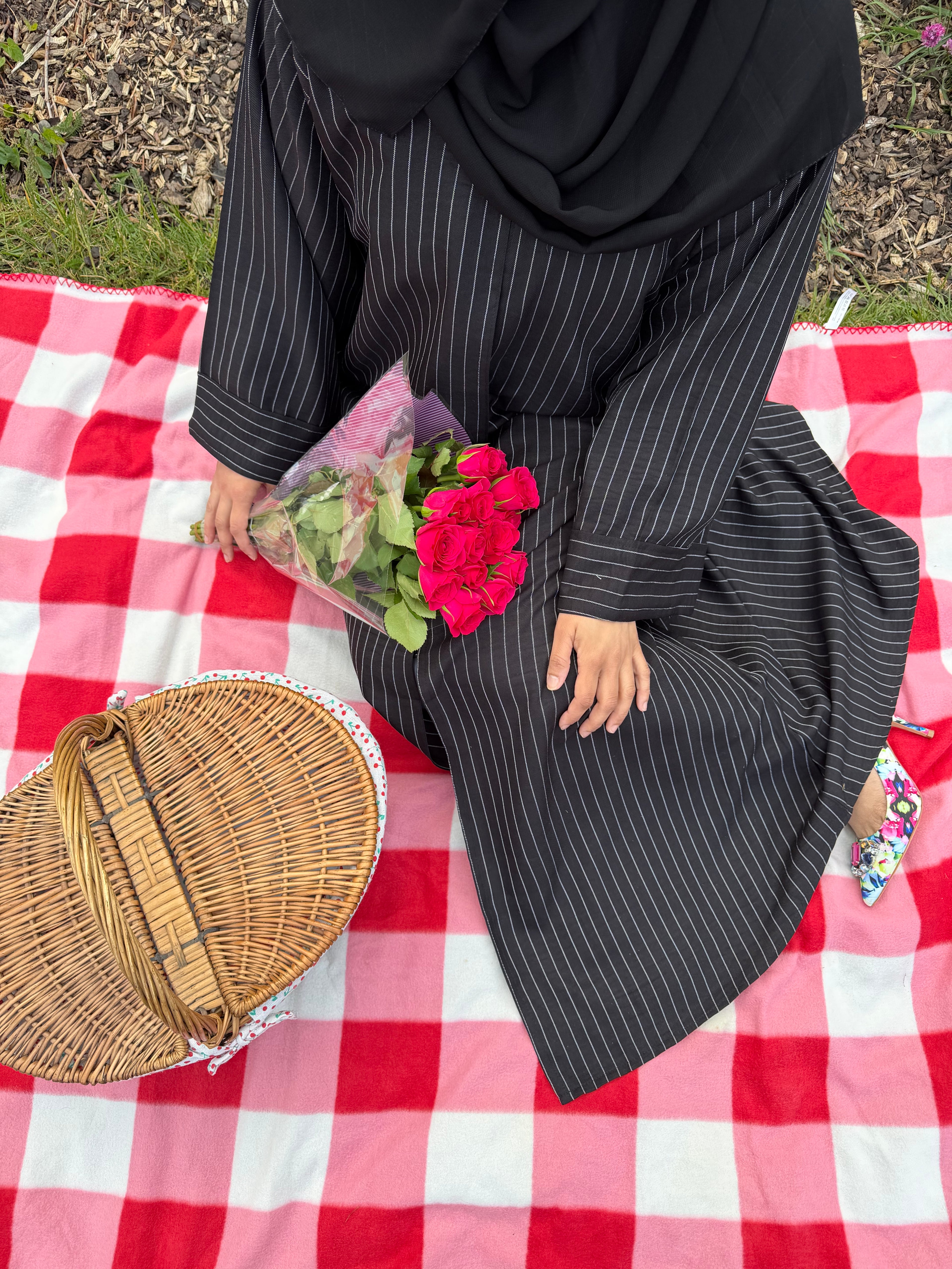 Dark Muse Abaya